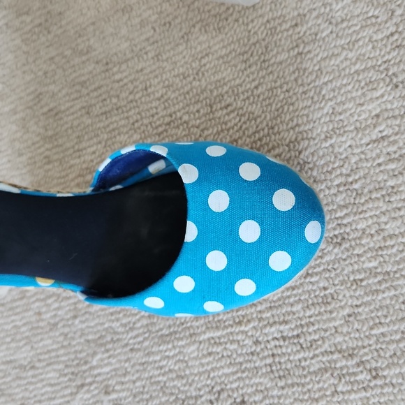 Blue polka dot picnic wedges - Picture 5 of 5